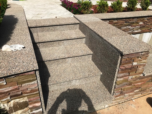 облицовка ступеней уличной лестницы бетонной плиткой