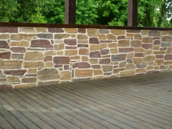 облицовка бетонных стенок камнем
