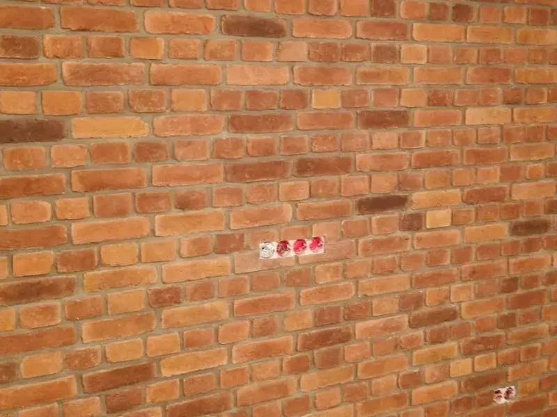 облицовка стен камнем с видом кирпичной кладки